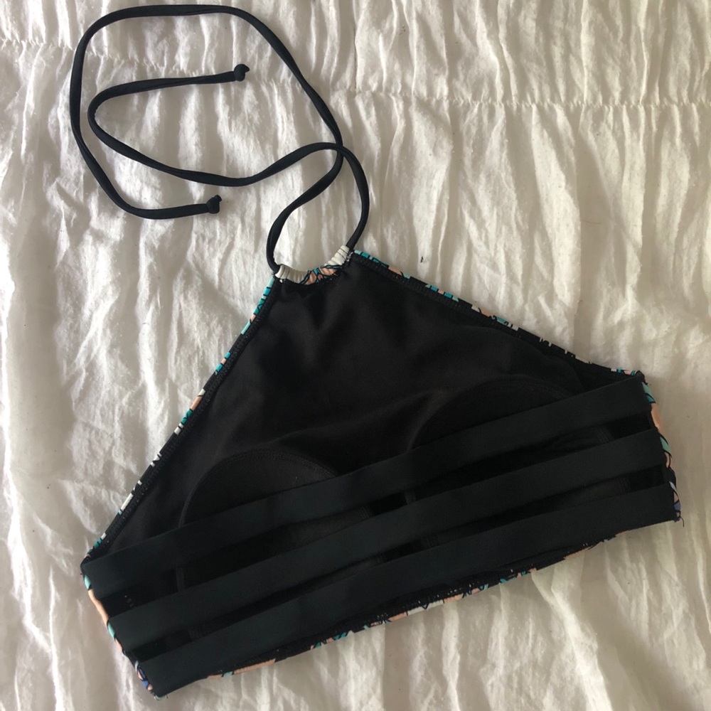 Bikini top - Picture 2 of 3